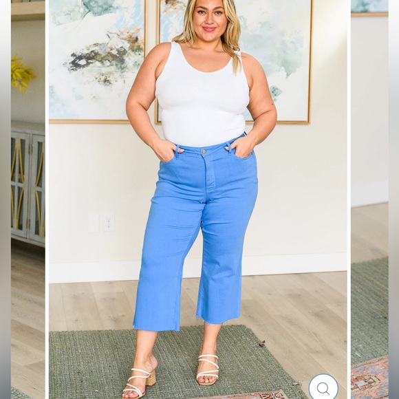 Judy Blue Denim - Judy Blue HIGH RISE CONTROL TOP WIDE LEG CROP JEANS IN SKY BLUE JB88843